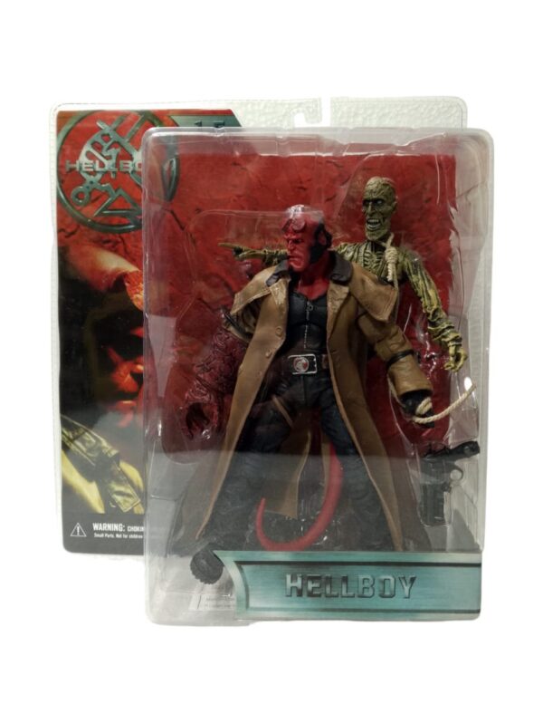 Hellboy o Anung Un Rama acompañado con Iván el cadáver 180
Tamaño 18cm