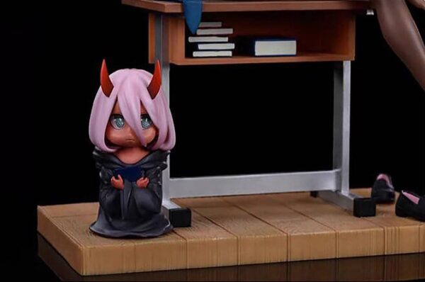 DARLING in the FRANXX 
Zero Two 250
Tamaño:24cm