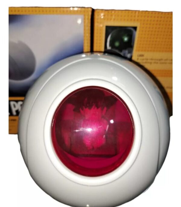 Dragon Ball 
Goku con su capsula especial 24035
Tamaño: 18cm