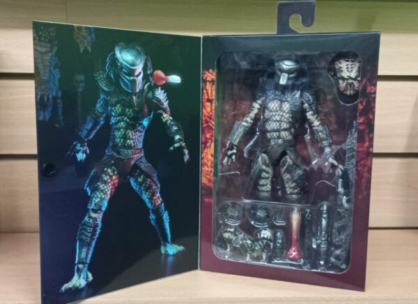 Predador
Depredador 
Tamaño:18cm