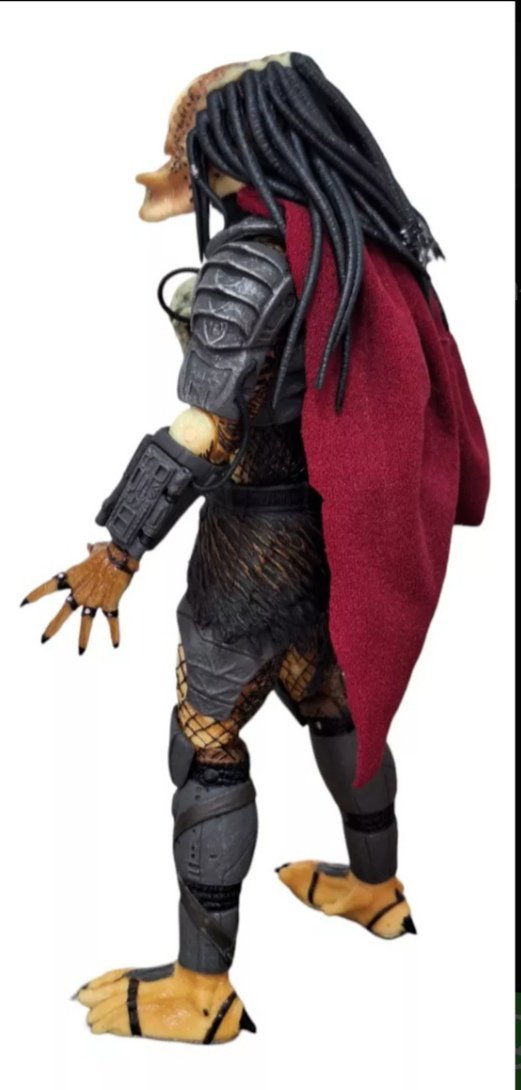 Ahab
Predator Dark Horse
Tamaño:19cm