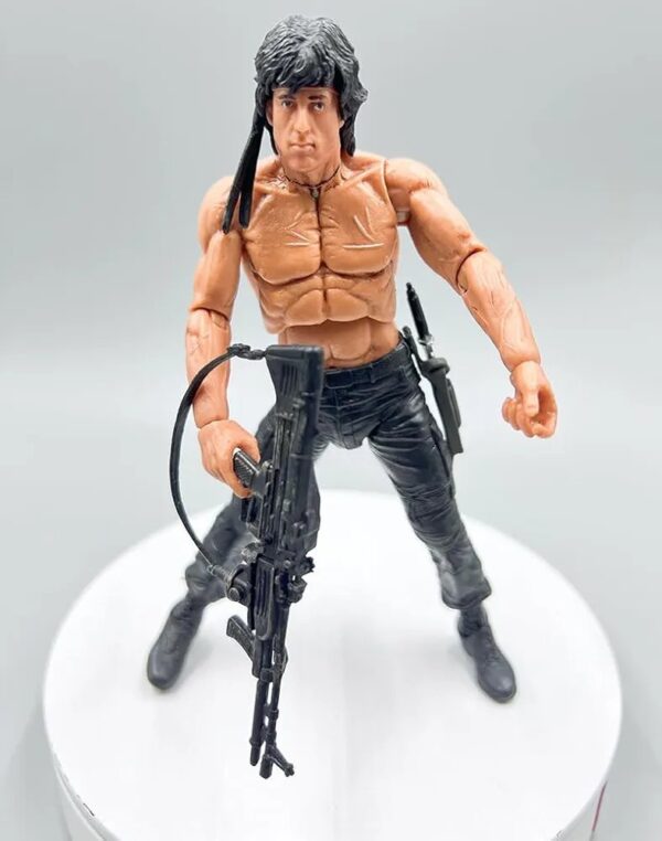 1000048291.jpg primera sangre de Rambo
Rambo 180
Tamaño:18cm