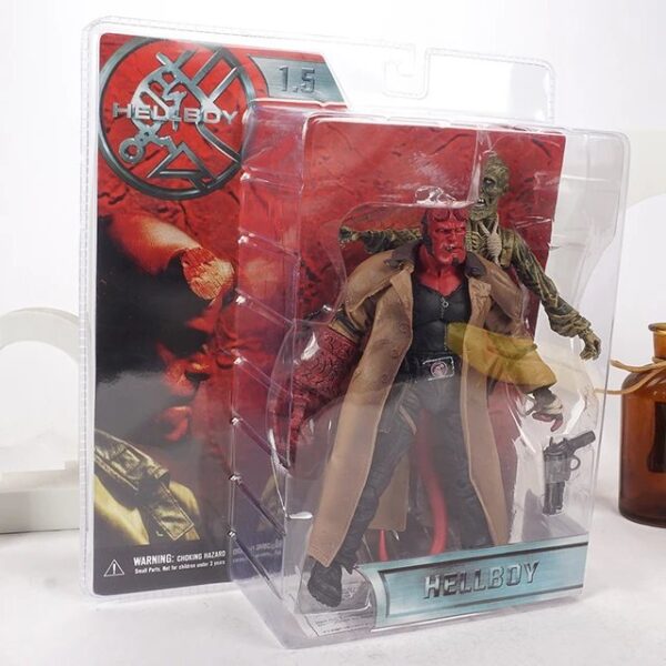 Hellboy o Anung Un Rama acompañado con Iván el cadáver 180
Tamaño 18cm