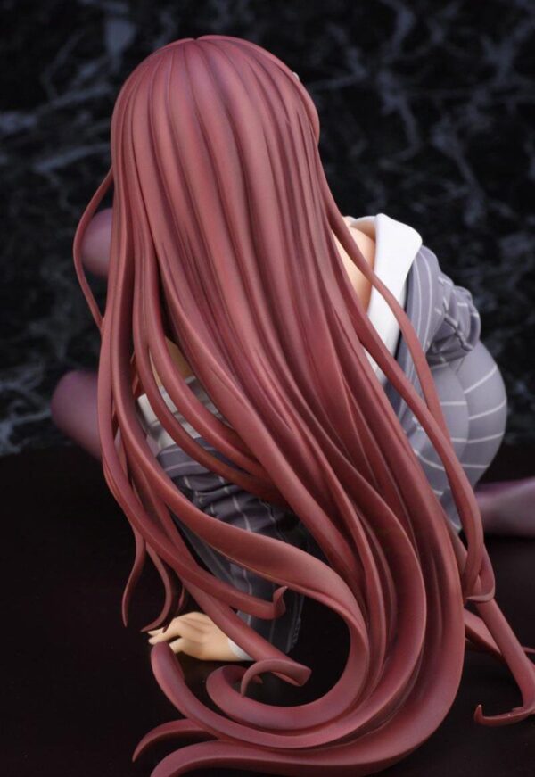 Akasaka Yuri 160
Tamaño:17.8cm