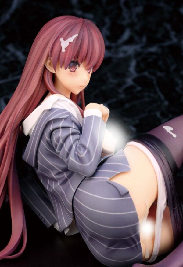Akasaka Yuri 160
Tamaño:17.8cm