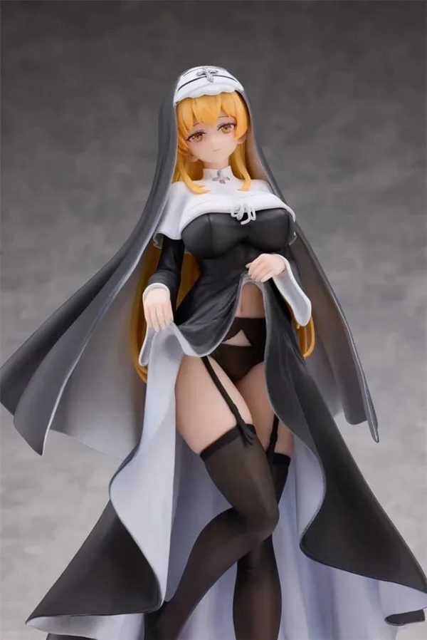 Monja Hisu Cambio de Caderas
Hentai 420
Tamaño:25cm