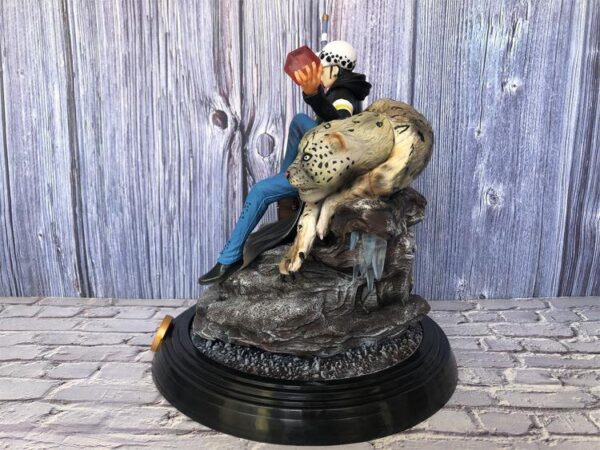 Law Snow Leopard
One Piece 570
Tamaño:27cm
