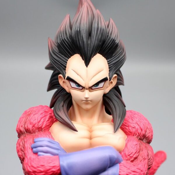 Vegeta Super Saiyan 4
Dragón Ball GT 140
Tamaño:28,5cm