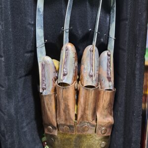FREDDY KRUEGER GUANTE CUERO Y METAL COSPLEY 0 dólares al tipo de cambio blue del día