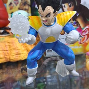 VEGETA LUNA 17 CM ALTURA 200890