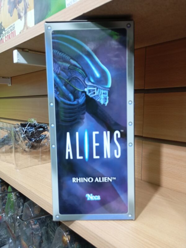Rhino Alien ORIGINAL NECA 
Alien
Tamaño:25cm
