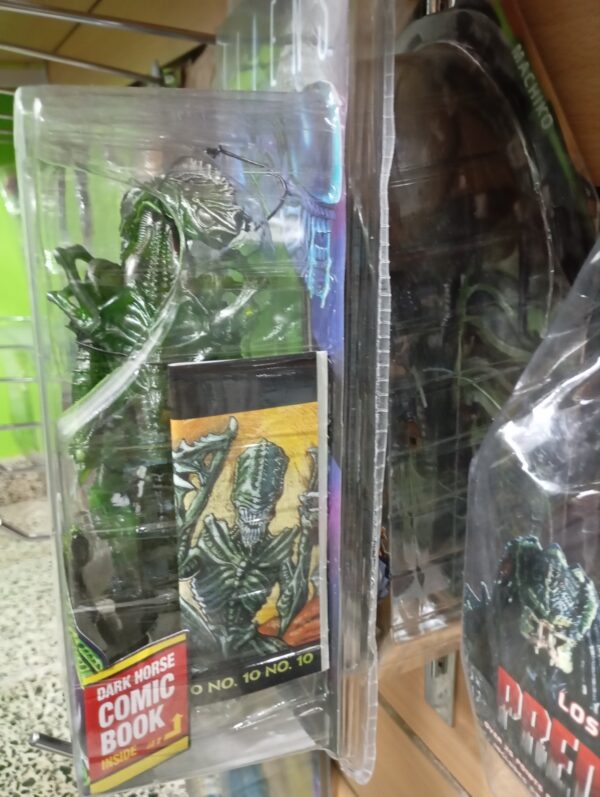 Mantis Alien
Witch Chest Burster Alien
Tamaño:20cm