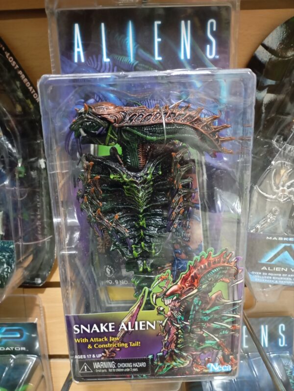 Snake Alien
With Attack Jaw ORIGINAL NECA 
Tamaño:23cm