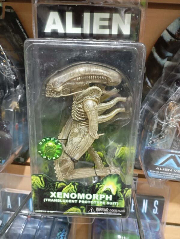 alien Xenomorph
Translucent Prototype Suit
Tamaño:18cm