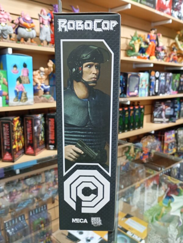 Alex J. Murphy
RoboCop Ultimate
Tamaño:17cm