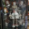 Pennywise 
IT
Tamaño:18cm