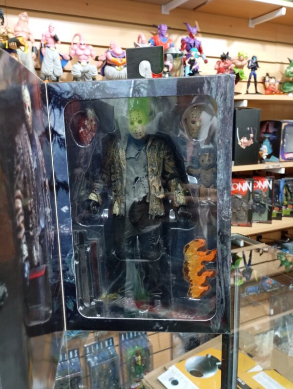 Jason Voorhees
Freddy VS Jason
Tamaño:21cm
