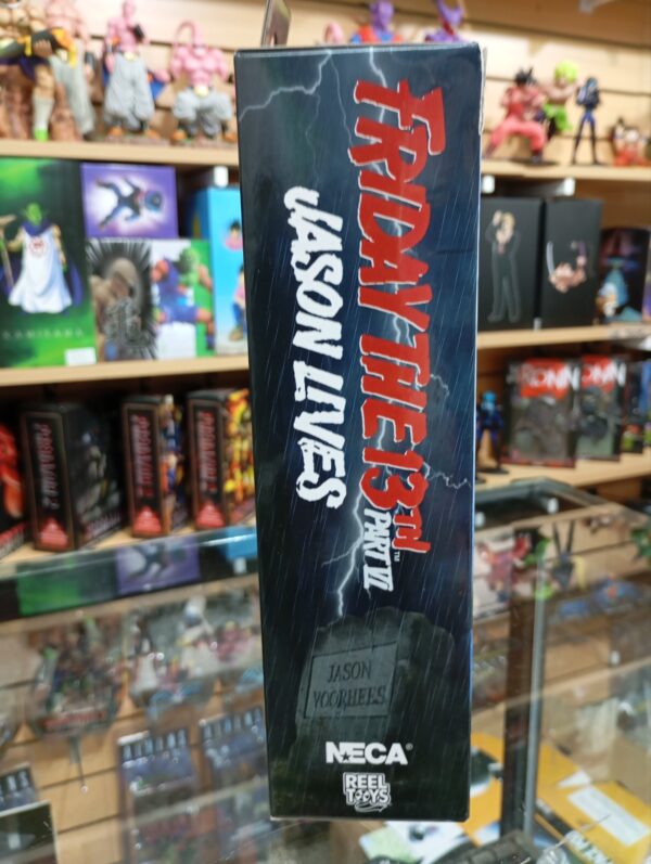Jason Lives
Friday The 13th Part 6
Tamaño:19cm