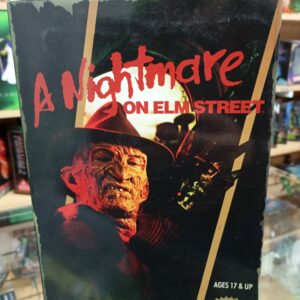 Freddy Krueger
A Nightmare on Elmstreet
Tamaño:18cm