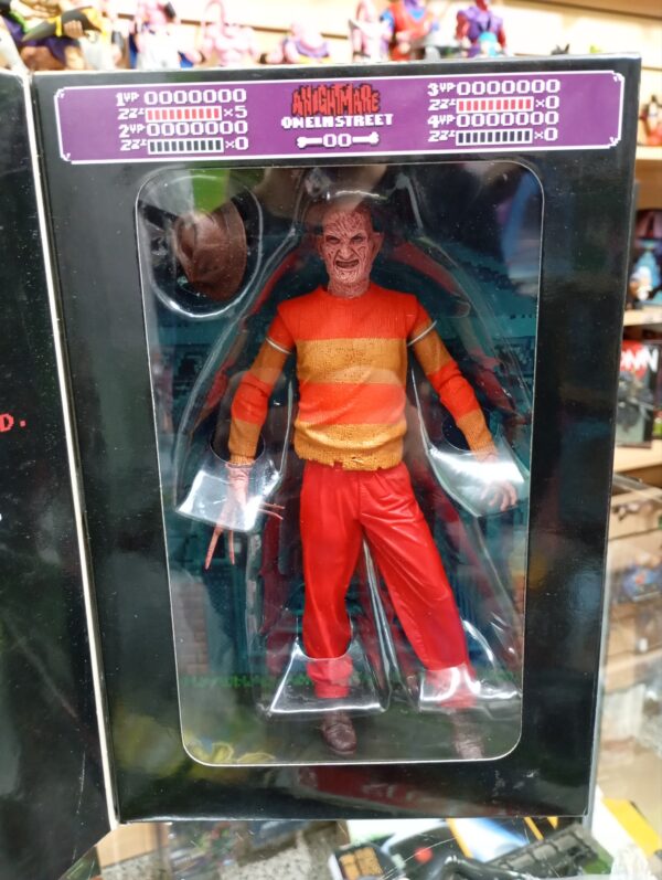 Freddy Krueger
A Nightmare on Elmstreet
Tamaño:18cm