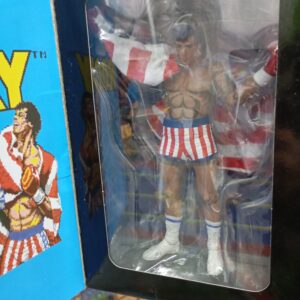 Rocky
Arcade
Tamaño16cm