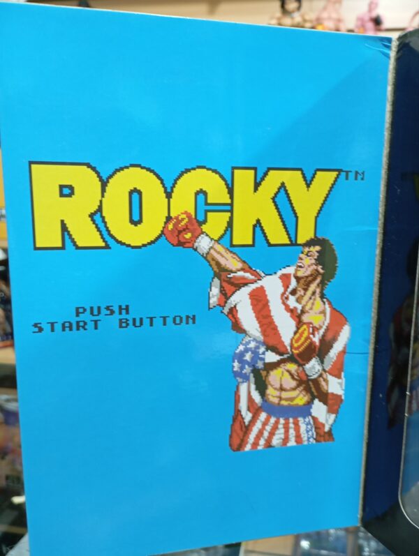 Rocky
Arcade
Tamaño16cm