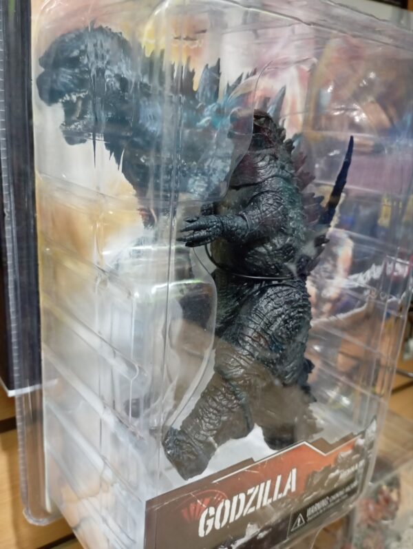 Godzilla
Godzilla 13 u
Tamaño:17,70