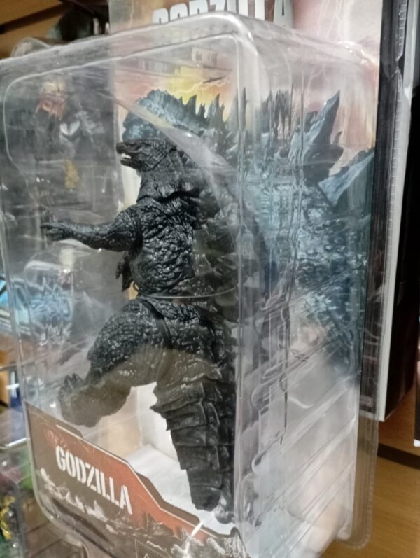 Godzilla
Godzilla 13 u
Tamaño:17,70