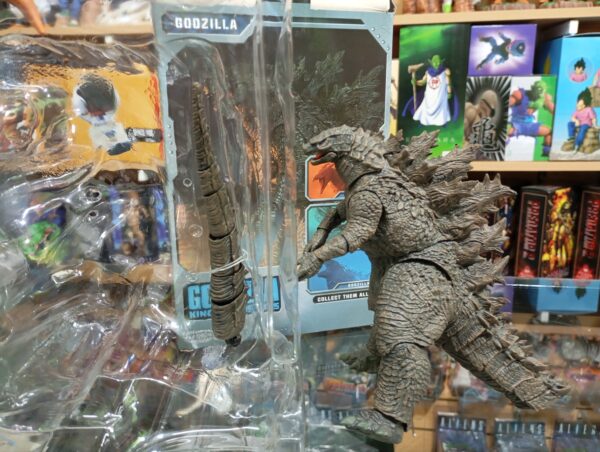 GODZILLA
KING OF THE MONSTERS
Tamaño:17cm