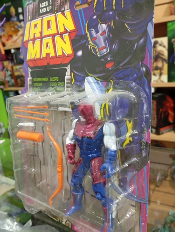 Hawkeye
Iro man Collect Marvel
Tamaño:15cm