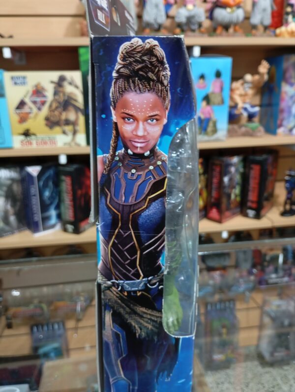 Shuri
Black Panther Marvel
Tamaño:16cm