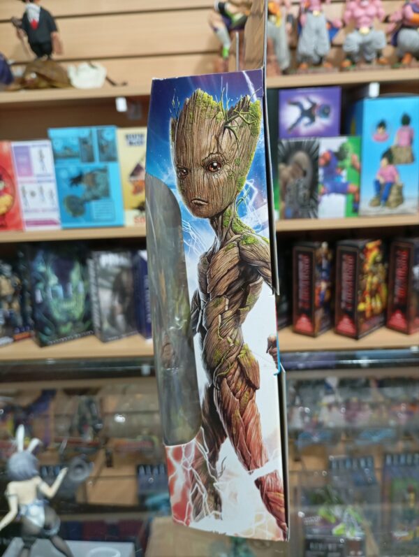 Groot
Marvel Legends
Tamaño:16cm