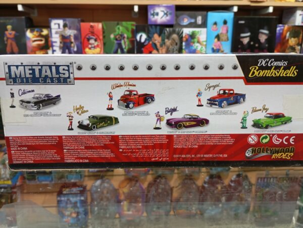 Hiedra venenosa & 1953 Chevy bel air
DC comics