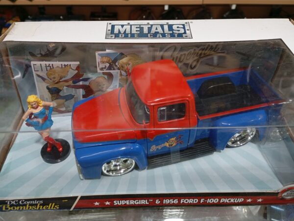 SuperGirl & 1956 Ford F-100 Pickup
DC Comics