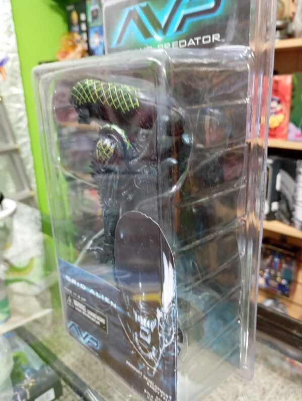 Grid Alien 140
AVP Alien VS. Predator