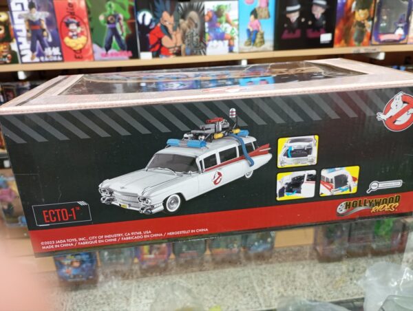 ECTO-1™ 27 auto 
Los Caza Fantasmas 👻