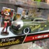 HARLEY QUINN™ & 1951 MERCURY
DC Comics