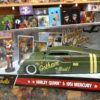 HARLEY QUINN™ & 1951 MERCURY
DC Comics