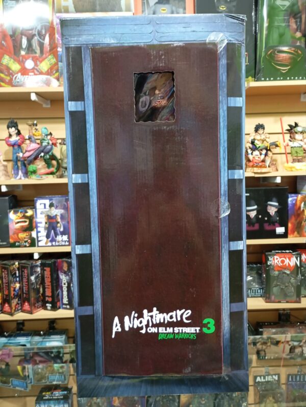 FREDDY Cruger
A Nightmare on Elm Street 3 Dream Warriors 600.12.9
Tamaño:48cm