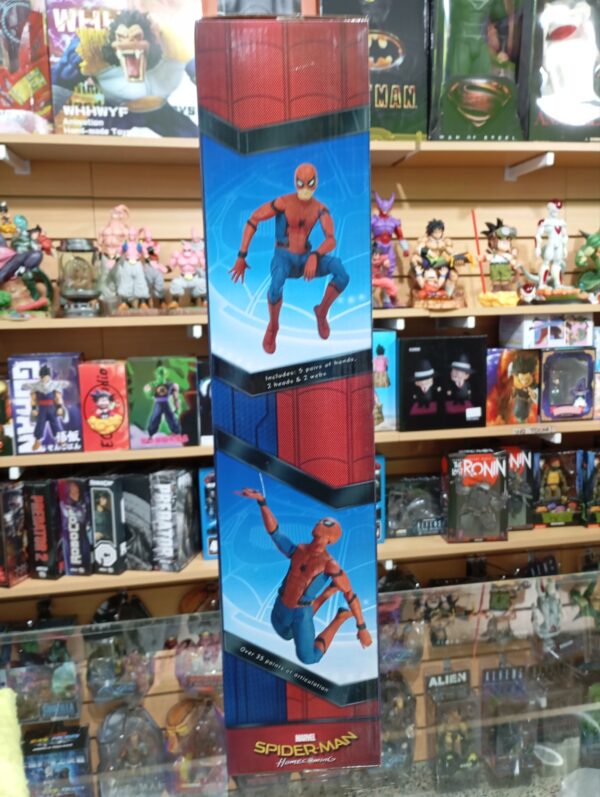 Spider-Man
Homec Ming
Tamaño:43cm
