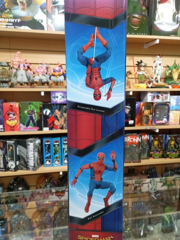 Spider-Man
Homec Ming
Tamaño:43cm