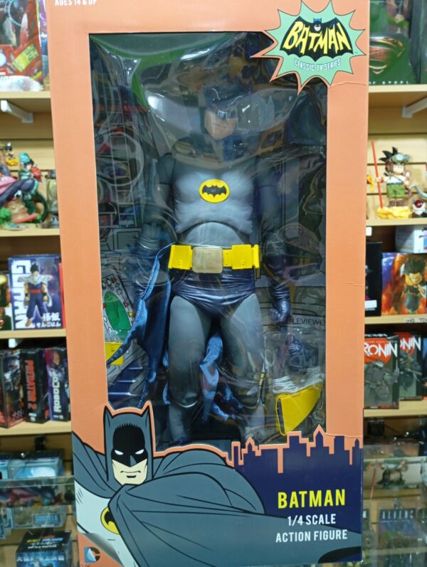 Batman
Classic TV Series 
DC Comics 145
Tamaño:48cm