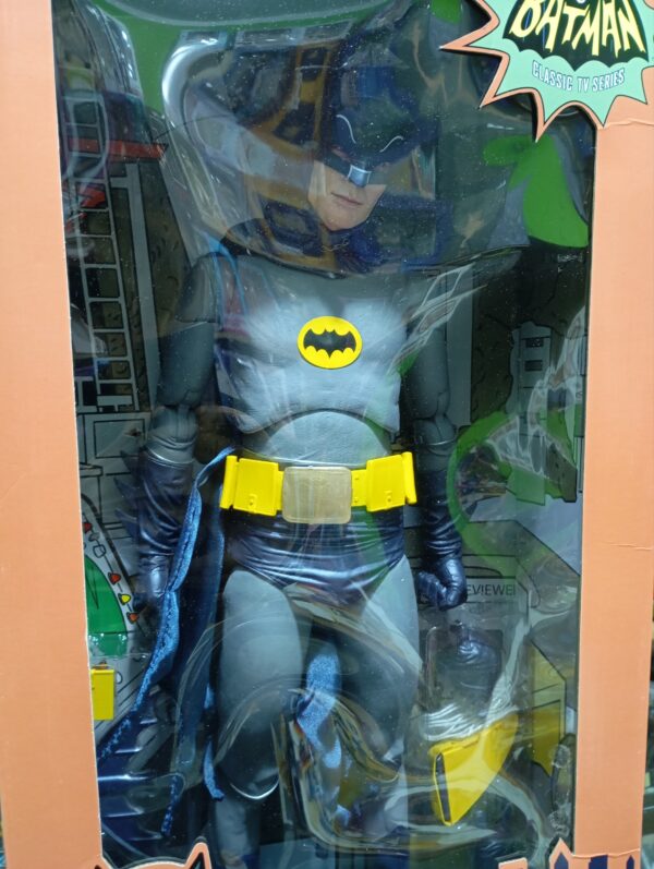 Batman
Classic TV Series 
DC Comics 145
Tamaño:48cm