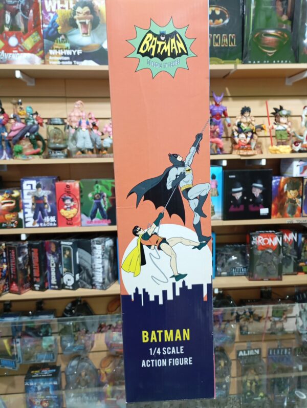 Batman
Classic TV Series 
DC Comics 145
Tamaño:48cm