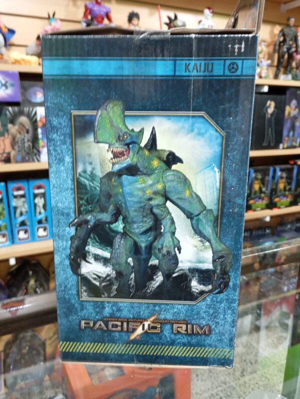 Kaiju Axehead
Pacific Rim
Tamaño:21cm