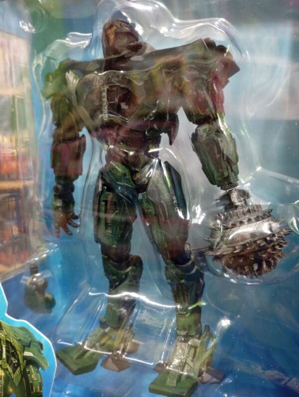 Titán Redeemer 500 titanes del pacifico jaeger 
Pacific Rim Uprising
Tamaño:17cm