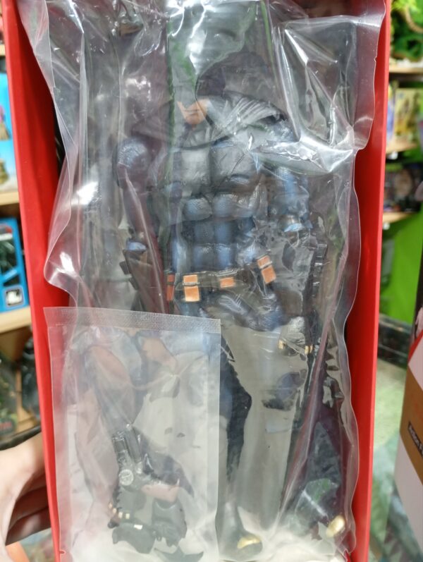 Batman
DC Comics 250
Tamaño:20cm