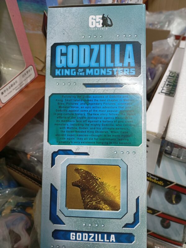 Rey de Los Monstruos 12
Godzilla