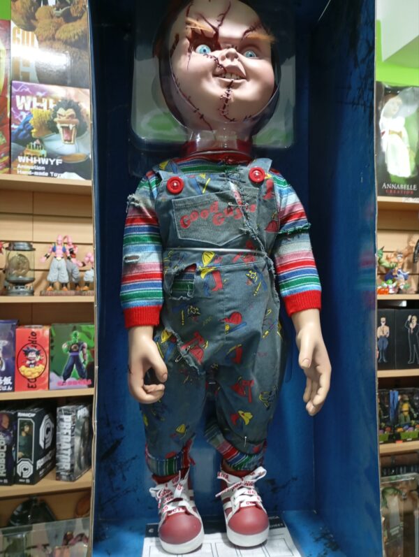 Chucky Tamaño real NECA 
Chucky width=