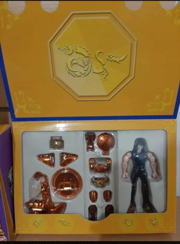 Los caballeros armadura dorada Seiya,Ikki,Shun,Shiryu,Hyoga y la armadura de SAGITARIO USD 00 DOLARES AL TIPO DE CAMBIO BLUE DEL DÍA. 
Los caballeros Del Zodiaco
